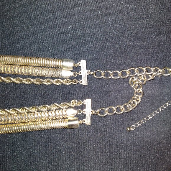 Vintage 3-layer Chain Necklace - Picture 3 of 5